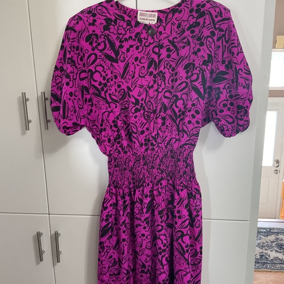 VTG Maggy London by Jeannene Booher Dress size 6 Purple with Black Floral Leaves - Picture 2 of 8